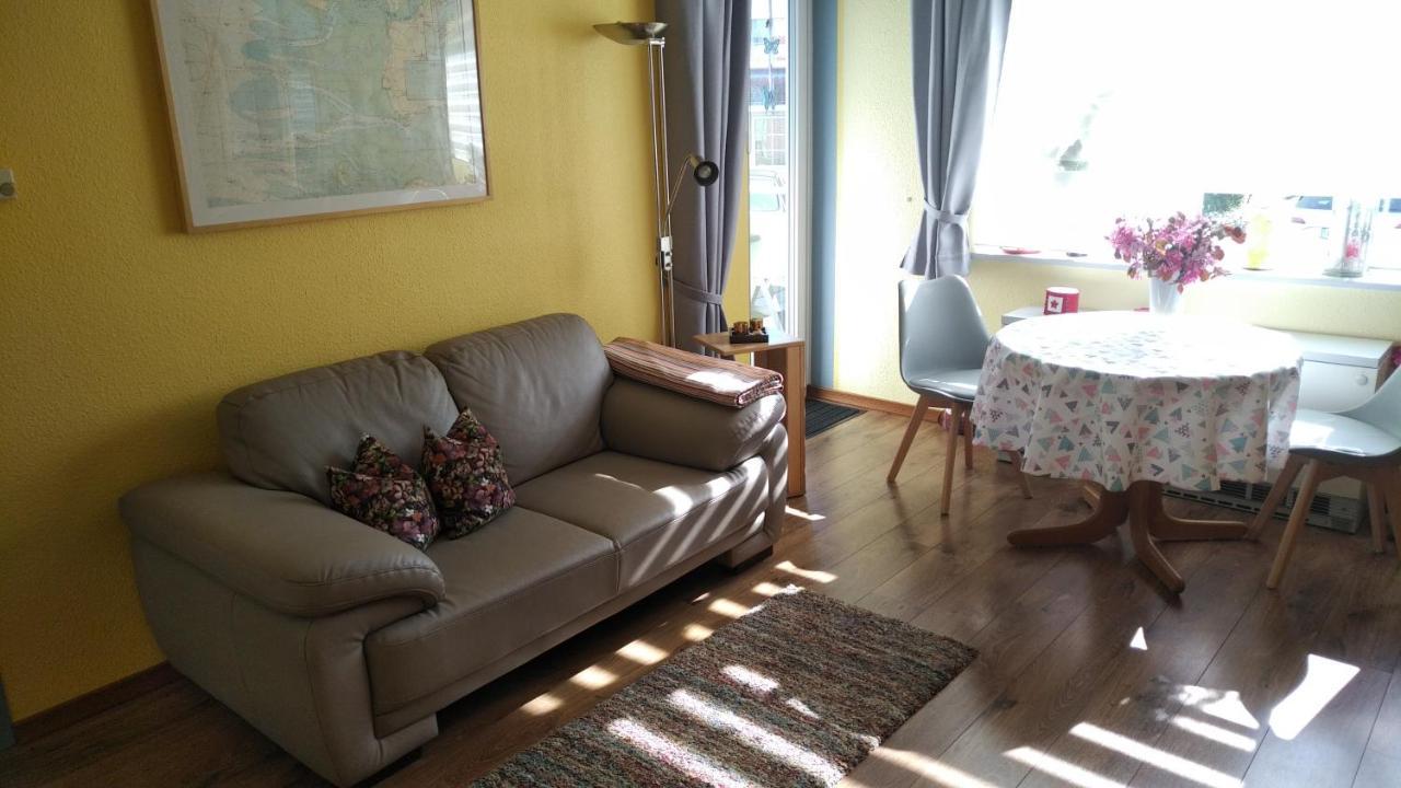 בוסום Haus Tertius - Strand- Und Hafennahe Ruhige Ferienwohnung מראה חיצוני תמונה